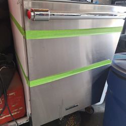 Viking D3 Dish Washer Great Condition Like New Works Good Home Office Studio