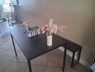 Dinning table