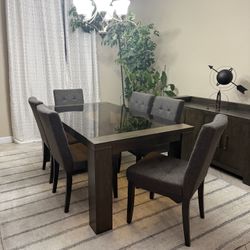 Dining Furniture Set