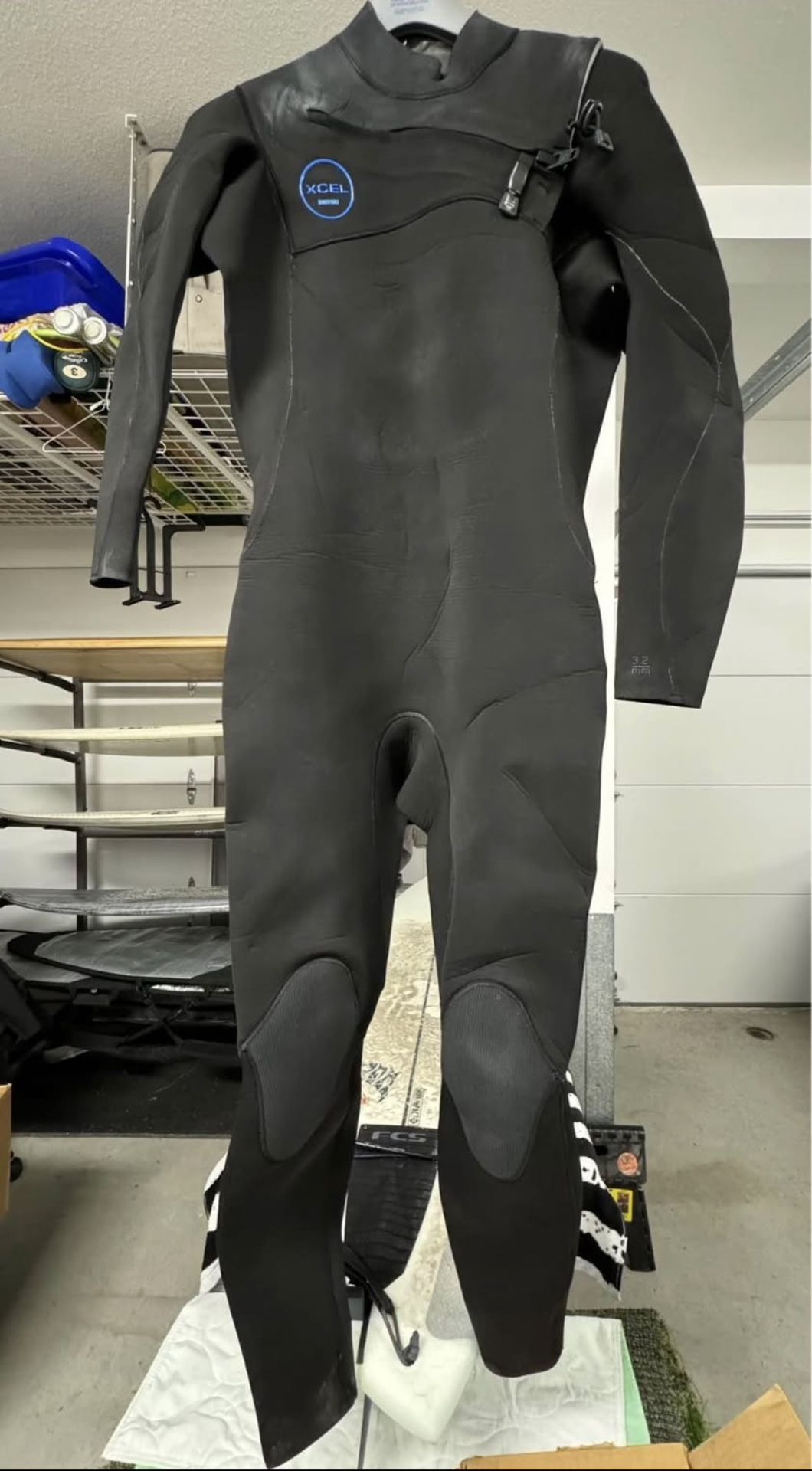 Xcel Comp-x TDC 3/2mm Men’s Chest Zip Wetsuit Large Short- Good Used Condition