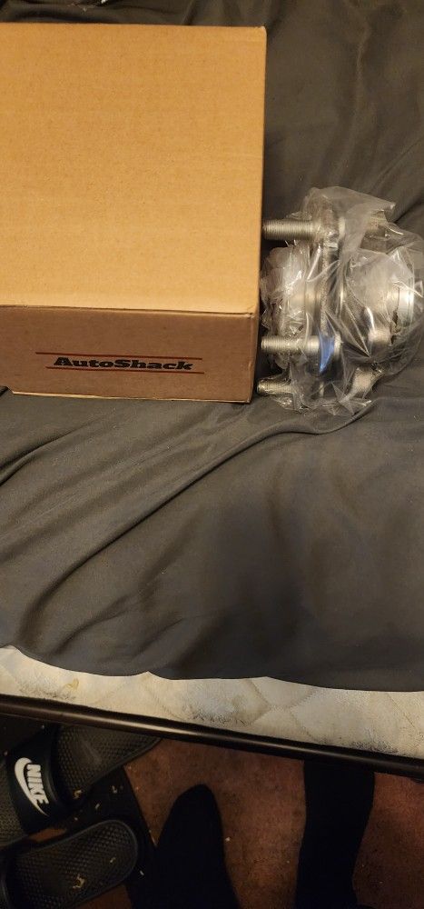 BRAND NEW 2013-2021 FRONT WHEEL BEARING AND HUB ASSEMBLY