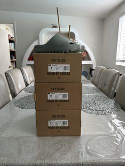 Adidas Yeezy Slide ‘Salt’ Size 7 & 12