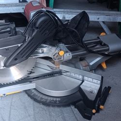 Chicago 10 Inch Sliding  Mitter  Saw 