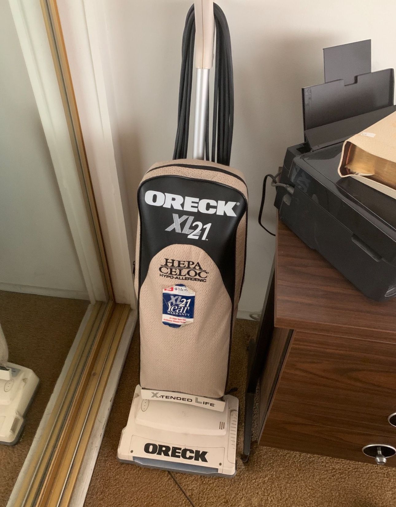 Oreck XL21 600 Hepa Celoc HypoAllergenic Vacuum Cleaner