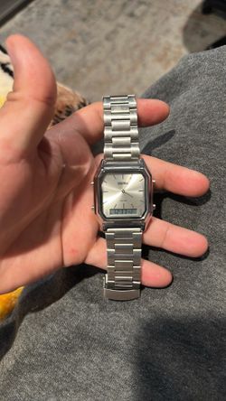 SKMEL watch