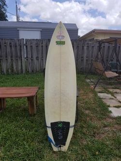 7s surfboard 6'-3"
