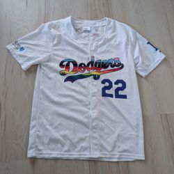 Dodgers Pride Jersey Medium