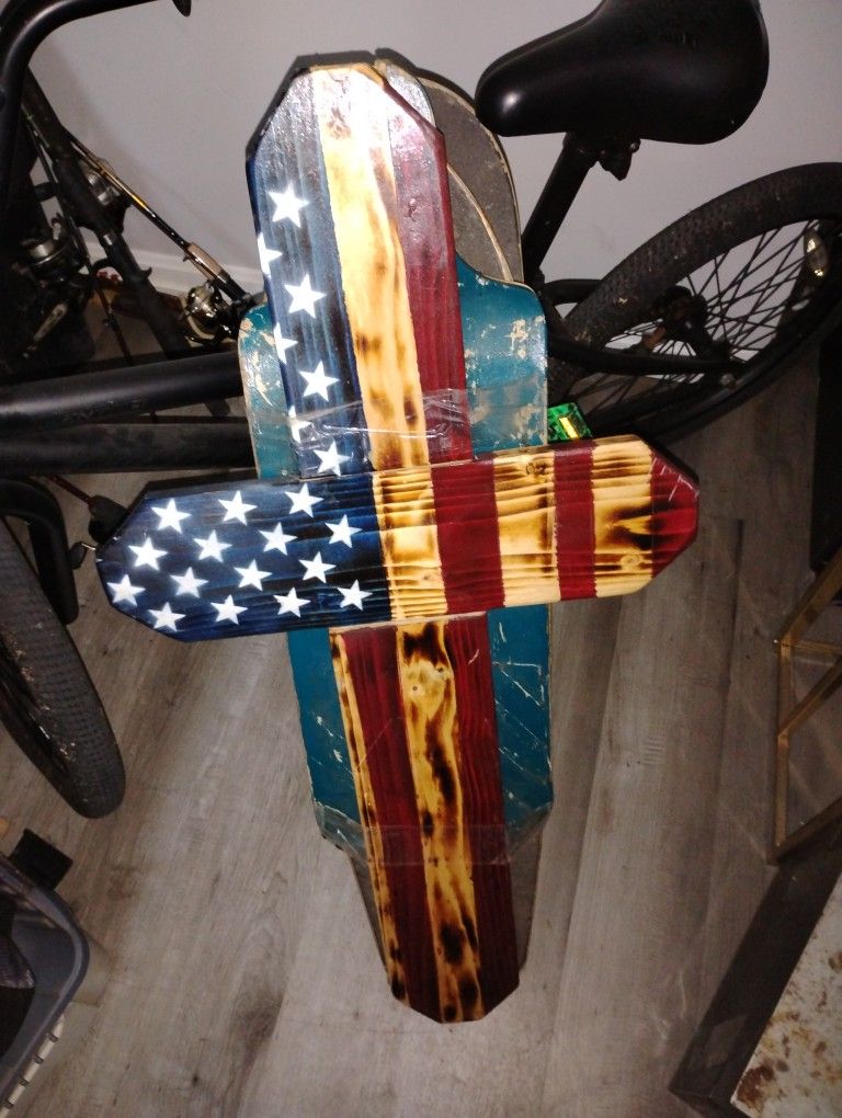 Wooden Cross Wall Mount