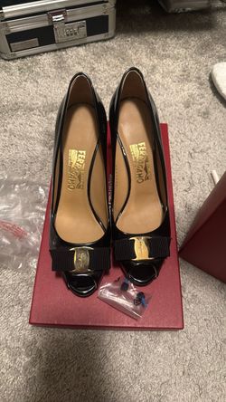 Salvatore Ferragamo pola size 8 1/2