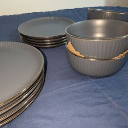 Pastel Blue and Gold Trim Plates Complete Set