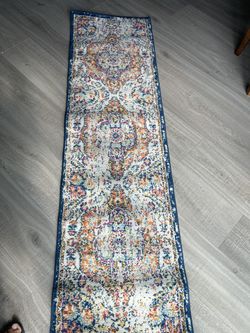 Beautiful Rug / Runner