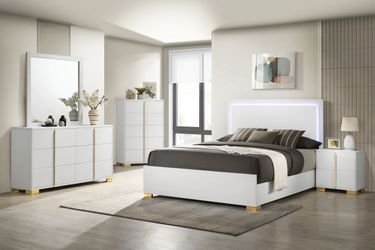 🌺 FREE DELIVERY 🌺Brand New 5PC Queen Size Bedroom Set ( Queen Bedframe, NS, Dresser, Mirror, Chest)