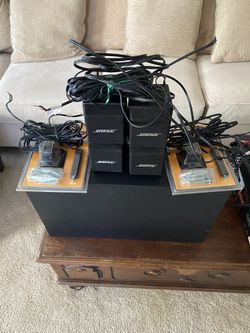 Bose Cube Swivel Speakers with Bose Subwoofer