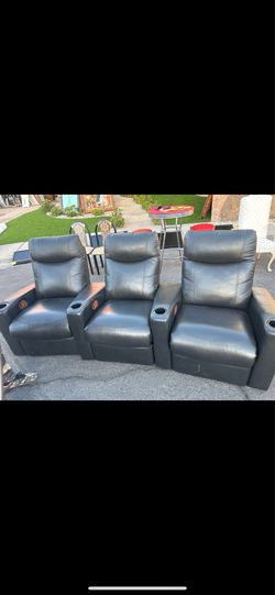 3 Movie Chairs