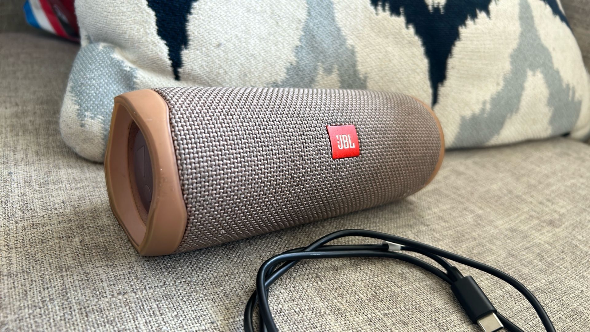 JBL Flip 5 Good Condition