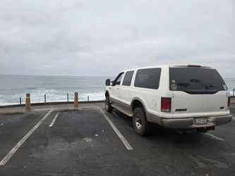 2000 ford excursion