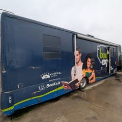 RV - Motor Home
