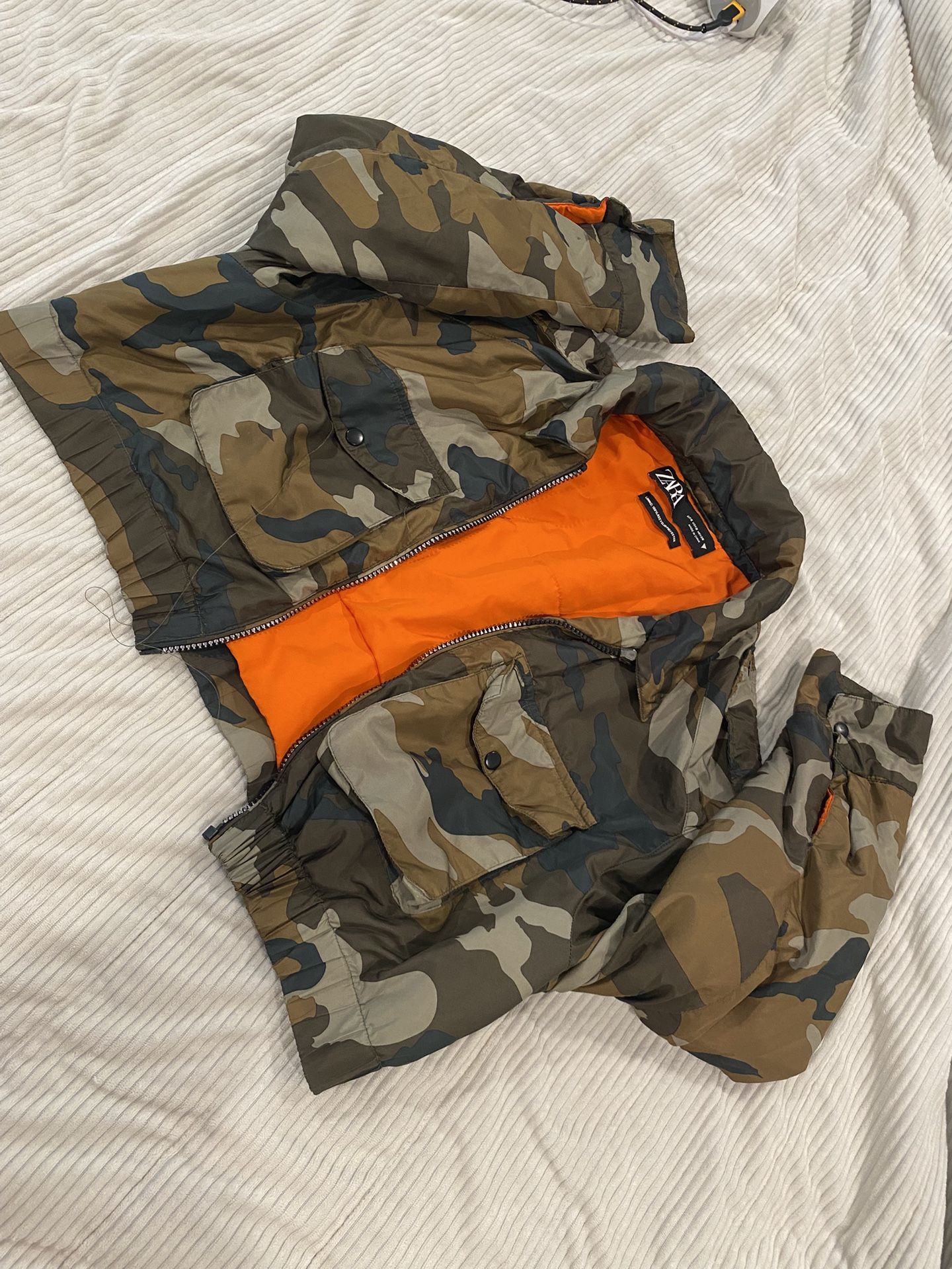 Zara Cropped Bomber Jacket Camo