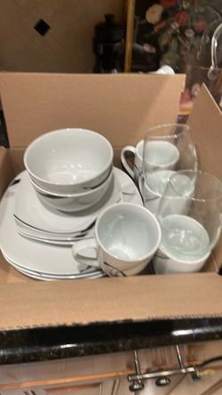 FREE.   Plate set and mugs and air fryer