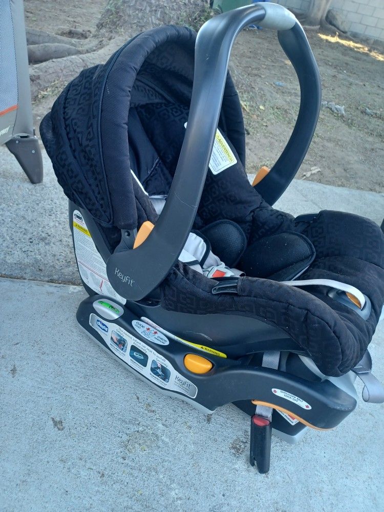 Chicco car seat