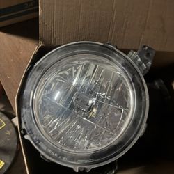 JL Jeep Headlights 