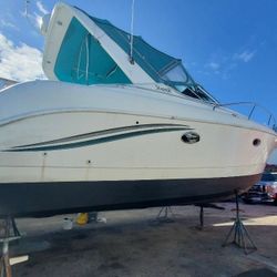 storage of boats for month ,trailers ,jet skis nw 79 st i 95 close 5 minutes of the marine ramp pelican harbor in 79 st, storage de botes ,trailers,je