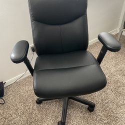 Desk Chair Great Condition