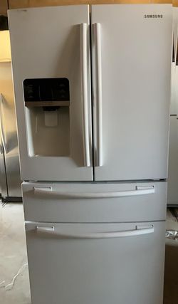 Samsung French Door  White Refrigerator
