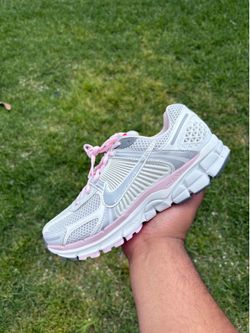 Nike Vomero 5 (520 White Pink) Women’s Size 7.5