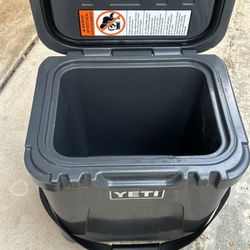 Yeti Roadie 24