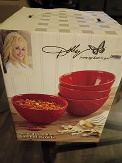 Dolly Parton a set of  4 ceramic cereal BOWLS