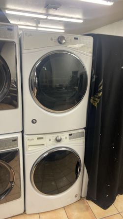 WASHER AND GAS DRYER SET
