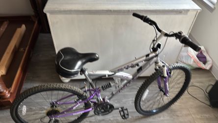 Women’s Mountain Bike - hurry now