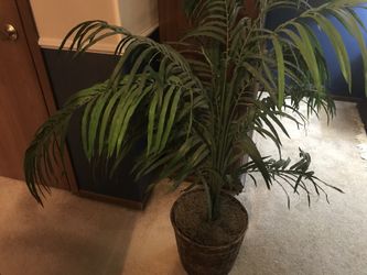 4 ft Artificial Areca Palm Silk Tree with Basket