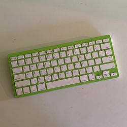 Bluetooth Battery Powered Keyboard For iPad iPhone Computer 