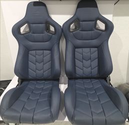 Universal racing seats for small cars