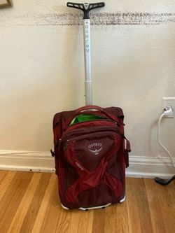 Osprey Ozone 19” wheeled carry on