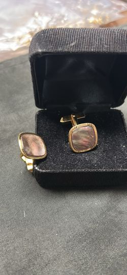 Gold Plated Swank Abalone Cuff Links, Vintage Mens Accessory, 1940s MOP Cufflinks..... N250