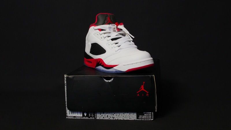 Retro Air Jordan 5 Low "Fire Red" Size 9
