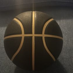 Golden Striped Basketball 