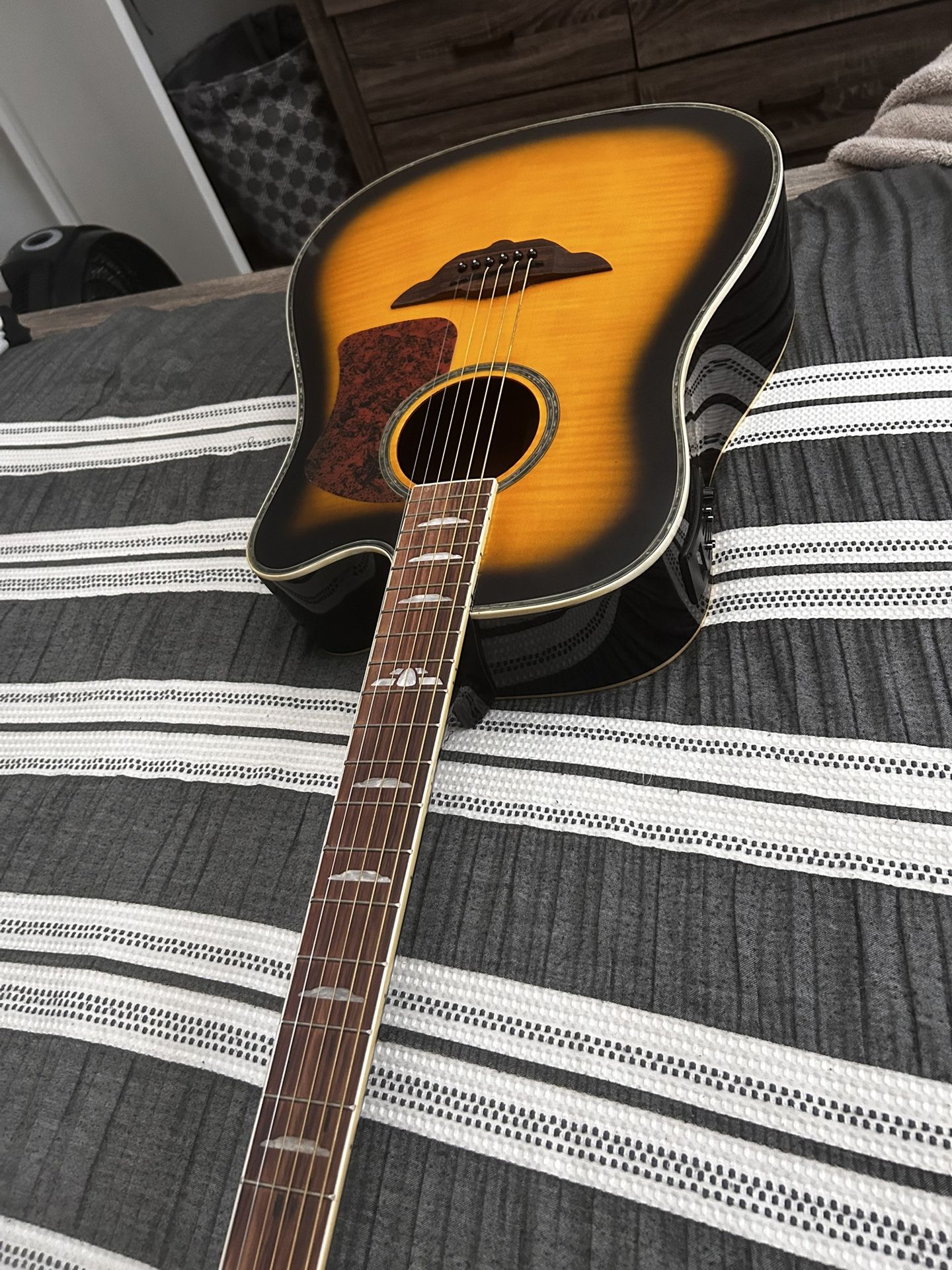 Urban Keith Guitar