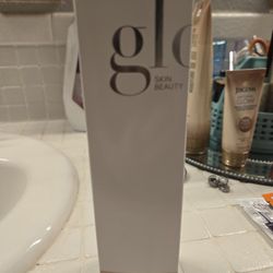 Glo Skin Hydra Aha Cleanser