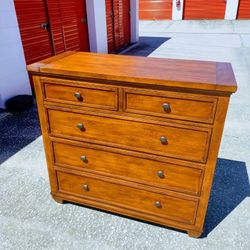 🚨 Ethan Allen Dresser 🚨