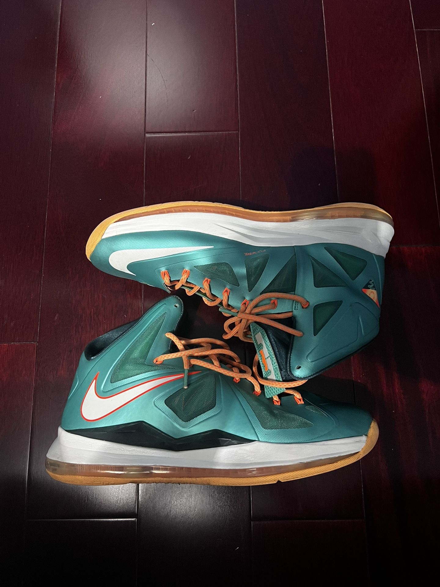Nike LeBron 10 ‘Miami Dolphins’ (Used) Size 13