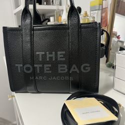 Marc Jacobs The Tote Bag