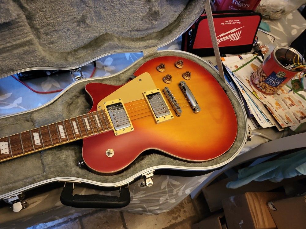 Johnson Les Paul