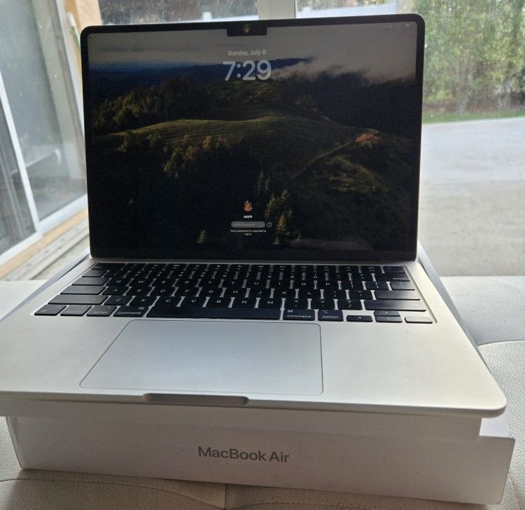 Mac Book M3