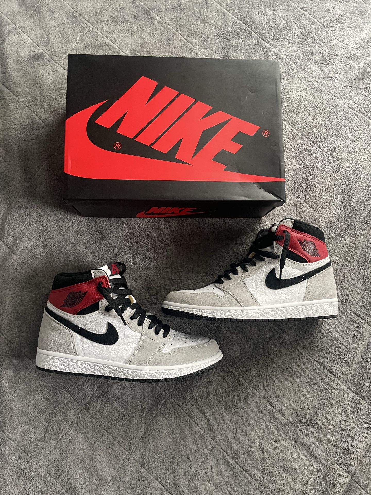 Air Jordan 1 high light grey size 8.5