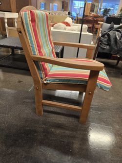Wooden Patio Lounge Chair with Water Resistant Cushio[