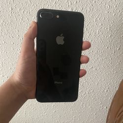 📱 iPhone 8 Plus 256GB Wifi Only *FIRM PRICE* Works Good. Msg Me For Store Address 📱